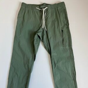 Men’s Vuori Dk. Green Ripstop Pants Sz. Large
